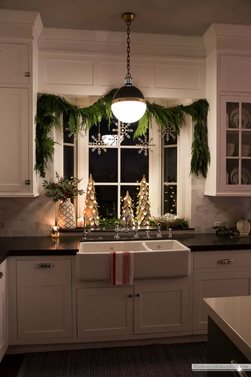classic christmas decor kitchen