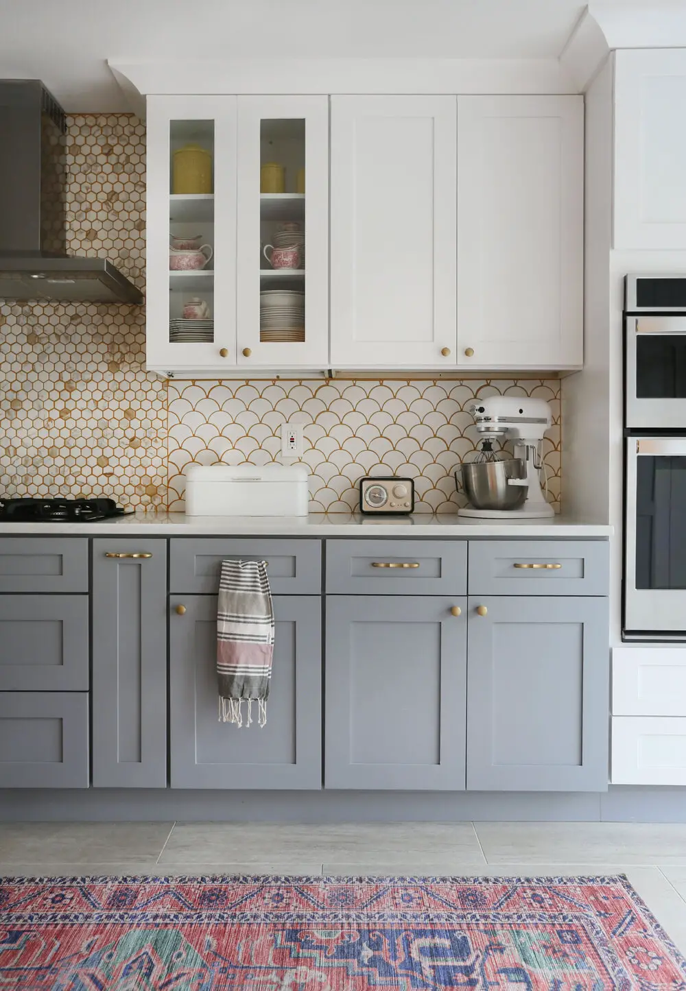 gray and white cabinets